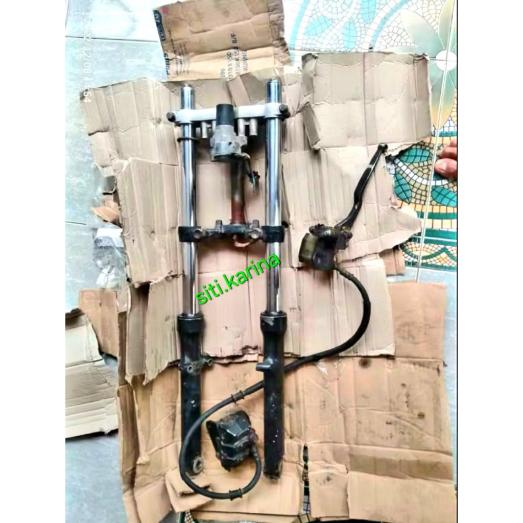 SHOCKBREAKER DEPAN SUZUKI THNDER 1SET PLS SIGITIGA/PALA BABI BAWA SUZUKI THUNDER 125 ORIGINAL