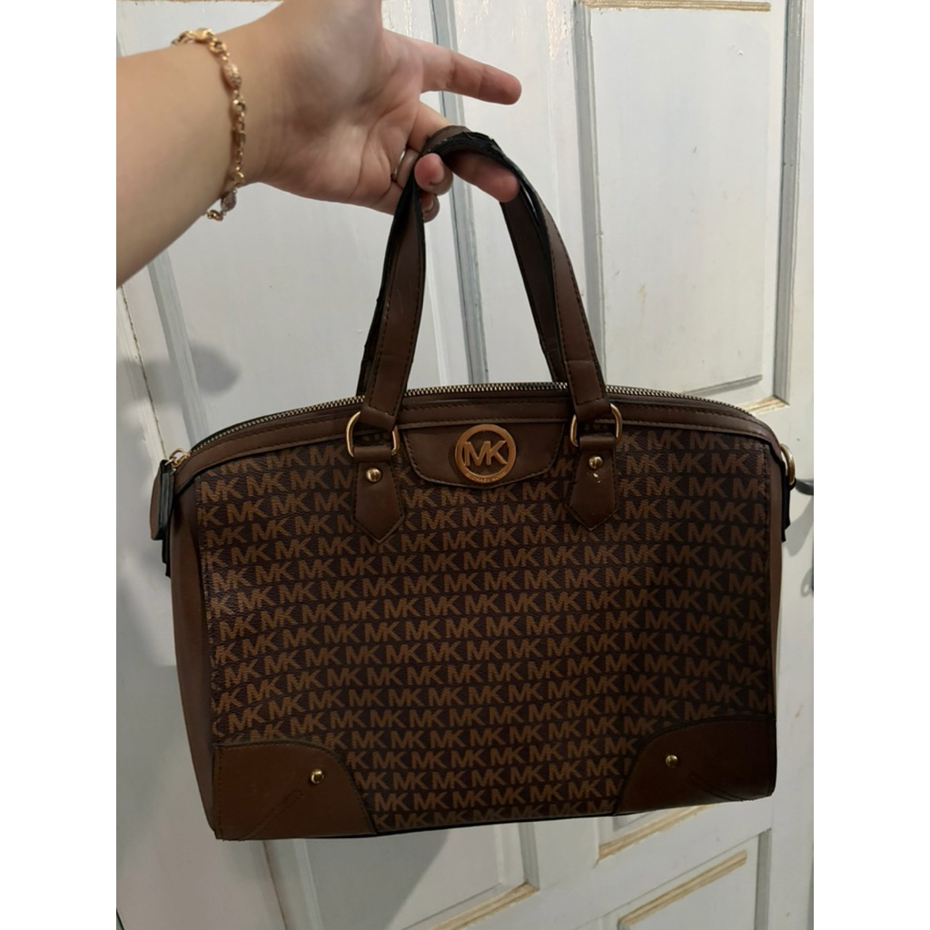 (PRELOVED) ala MK HOBO bag