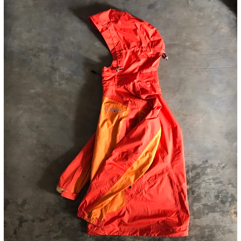 jaket outdoor gorpcore montbell goretex