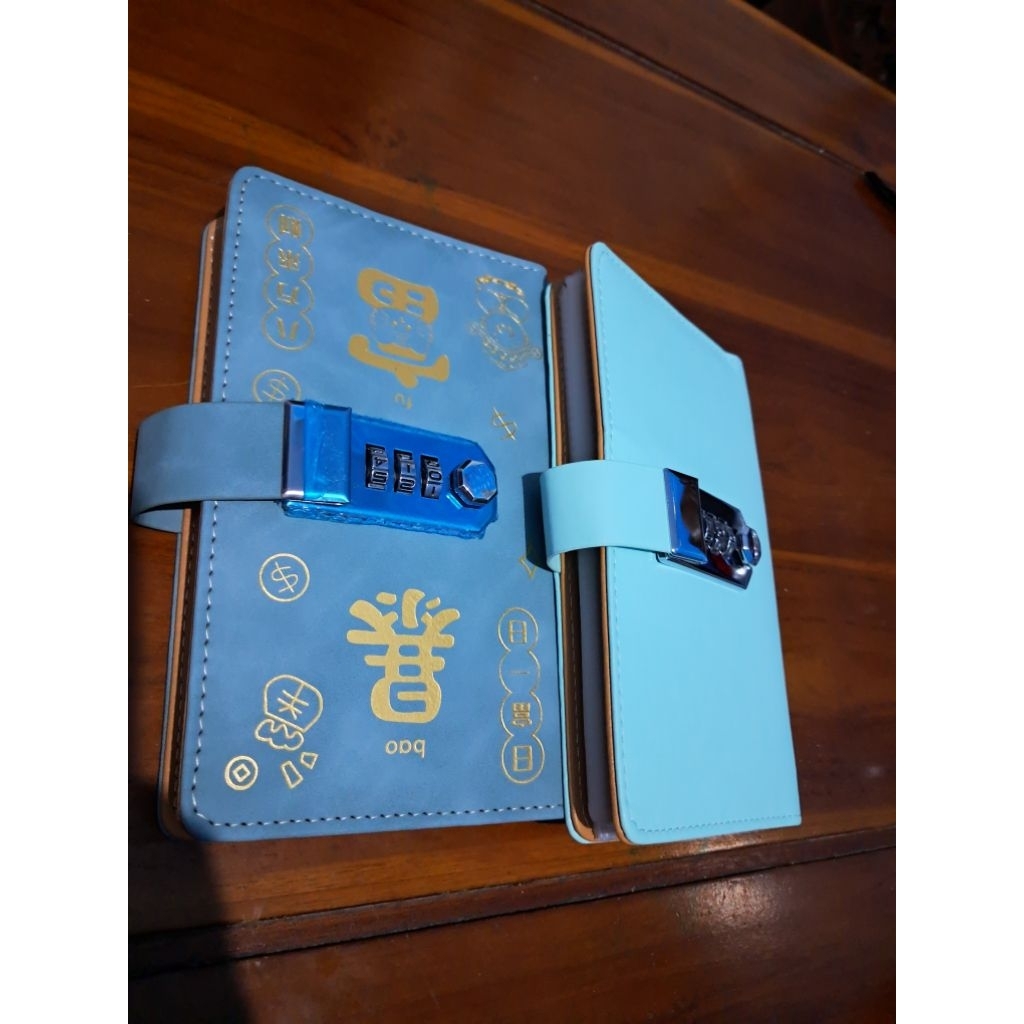 Dompet Uang atau Tempat Foto (Baru, masih terbungkus plastik)