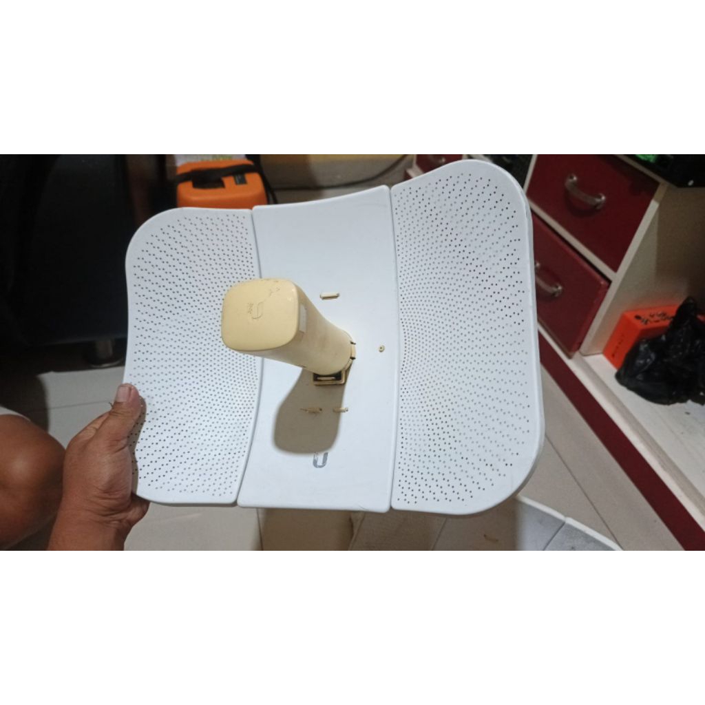 Ubiquiti LiteBeam LBE 5AC Gen2 | ‎‎LBE-5AC-GEN2