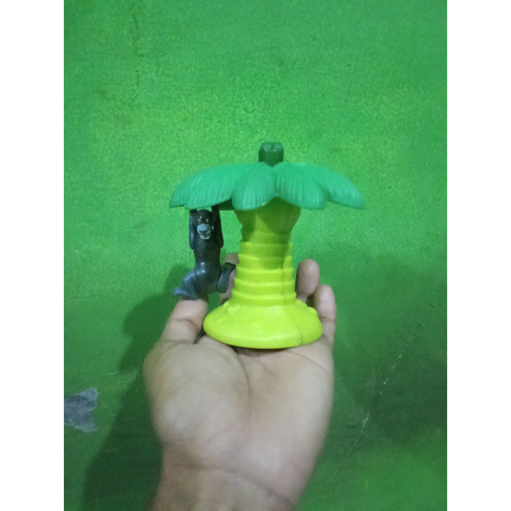 mainan happy meal McDonald's tarzan