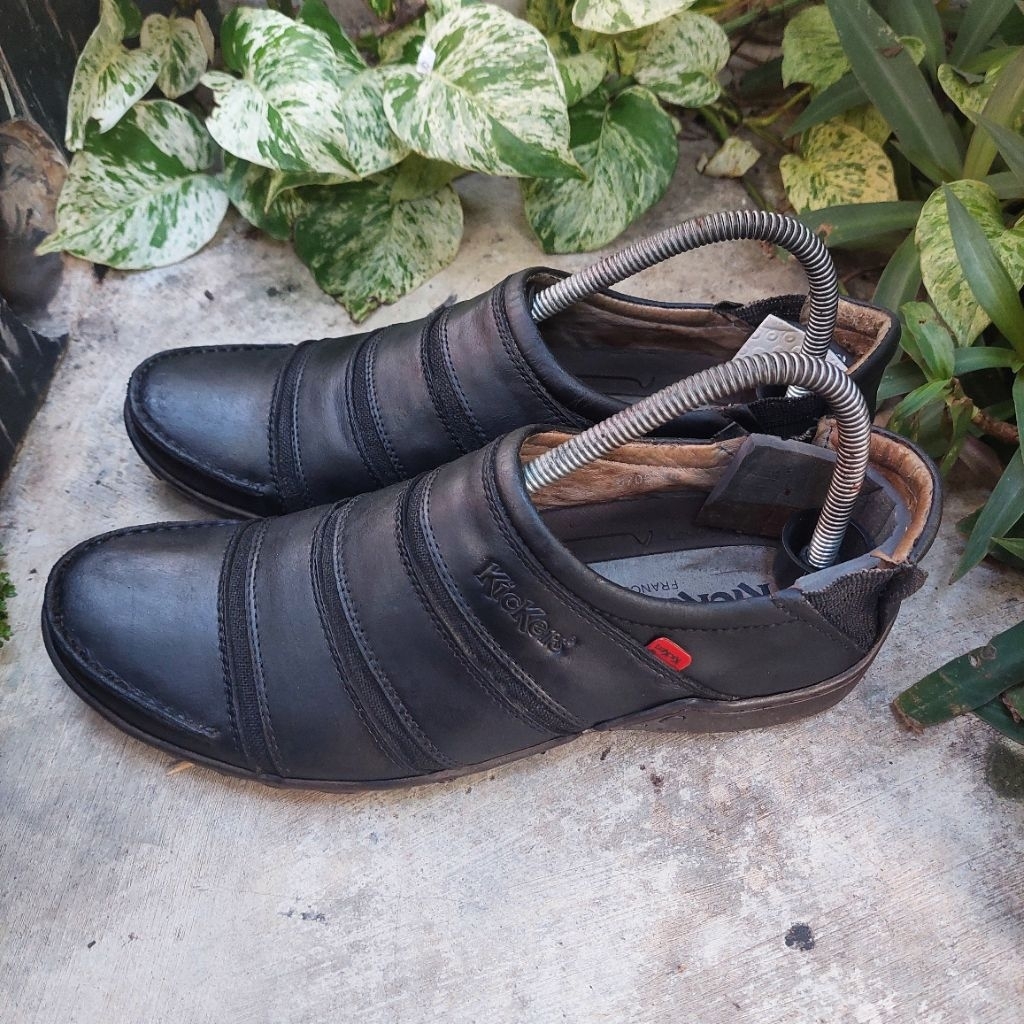 sepatu loafer second kickers size 39(24,5cm)