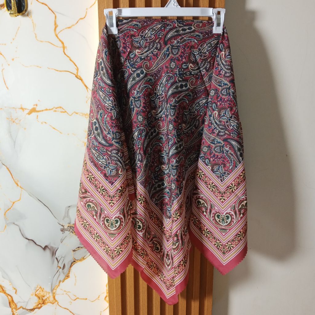 hijab segi empat motif turki/jilbab segi empat motif turki/kerudung segi empat motif turki