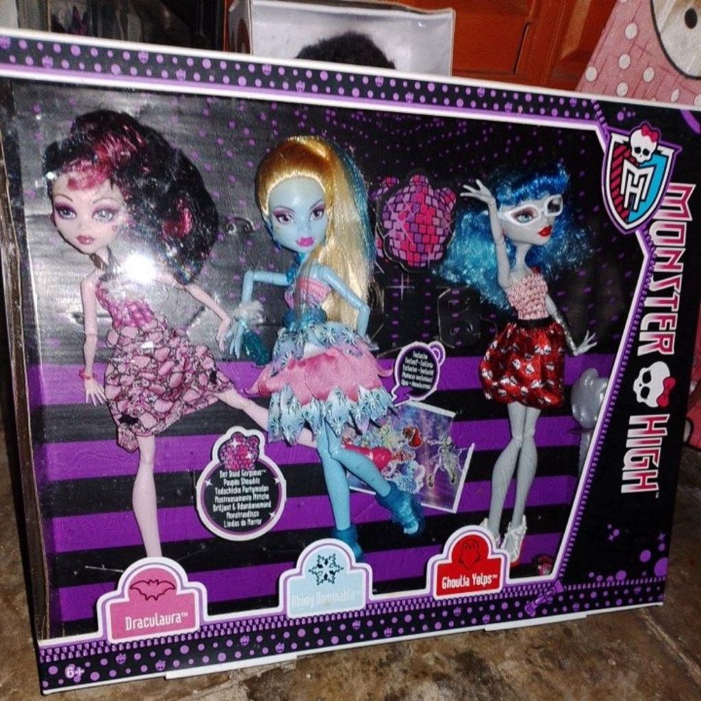 draculaura abbeybominable glouliayelps