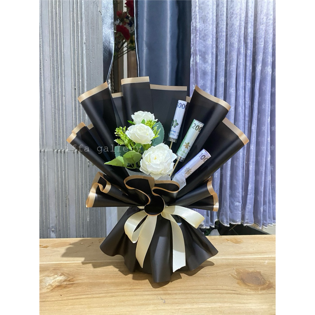 buket kosongan uang / buket bunga mix tempat uang gulung / buket bunga / buket uang murah / buket wi