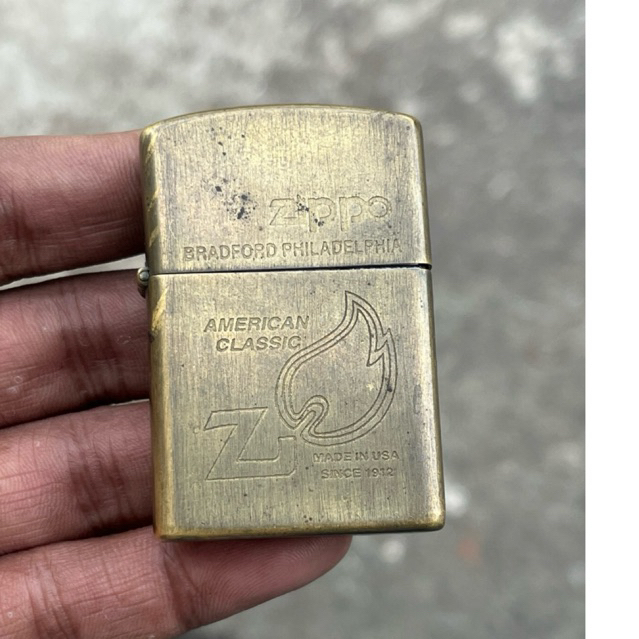 Zippo American  Classic A VII ( 1991 )