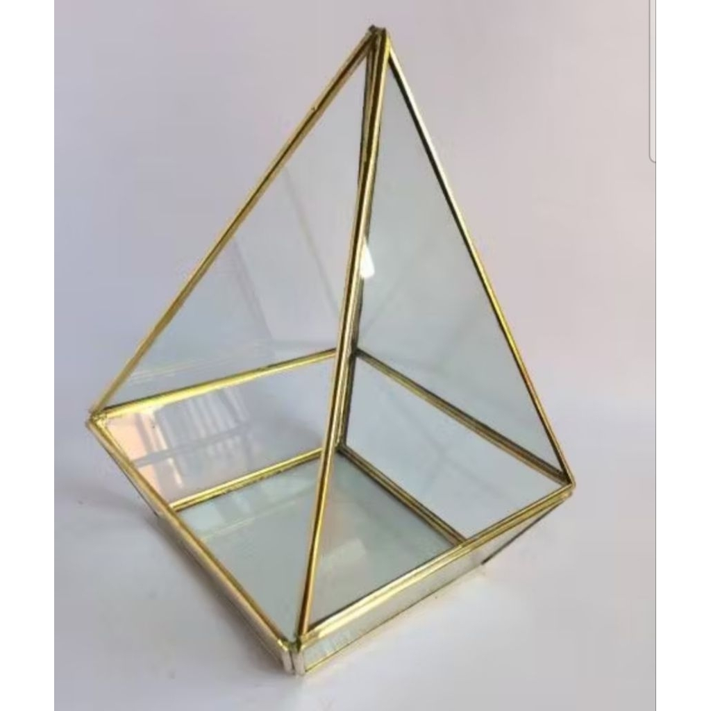 kotak mahar pyramid 25x25x30cm
