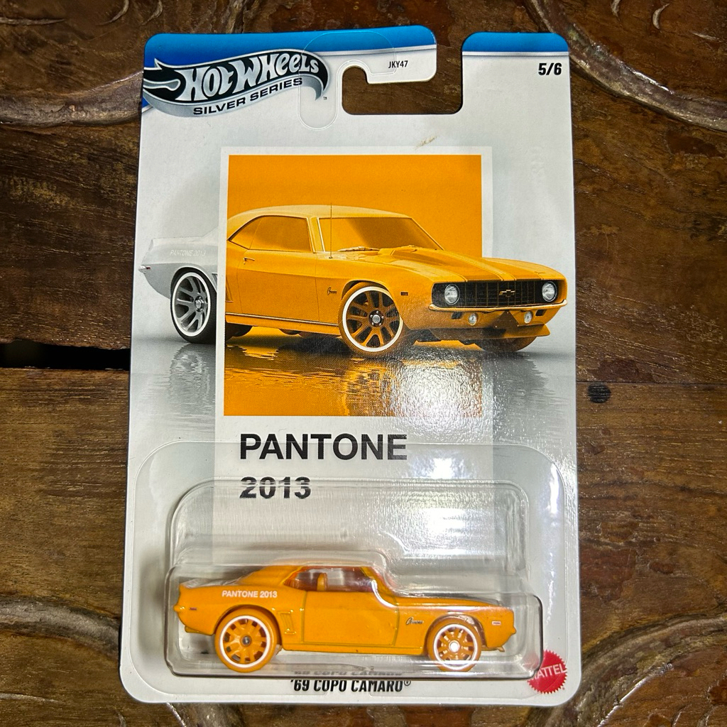 HOT WHEELS SILVER SERIES PANTONE 69 COPO CAMARO 2025 SEMARANG