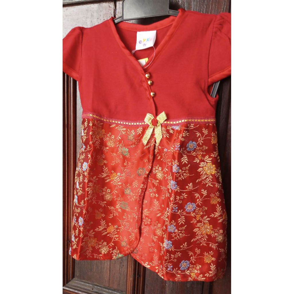 Dress baby Eyka size 3 year.