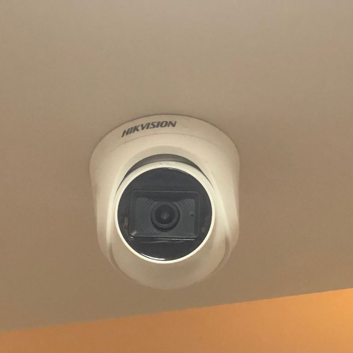 Kamera cctv 7 unit (second / bekas pemakaian salon di mall) / cctv hikvison second