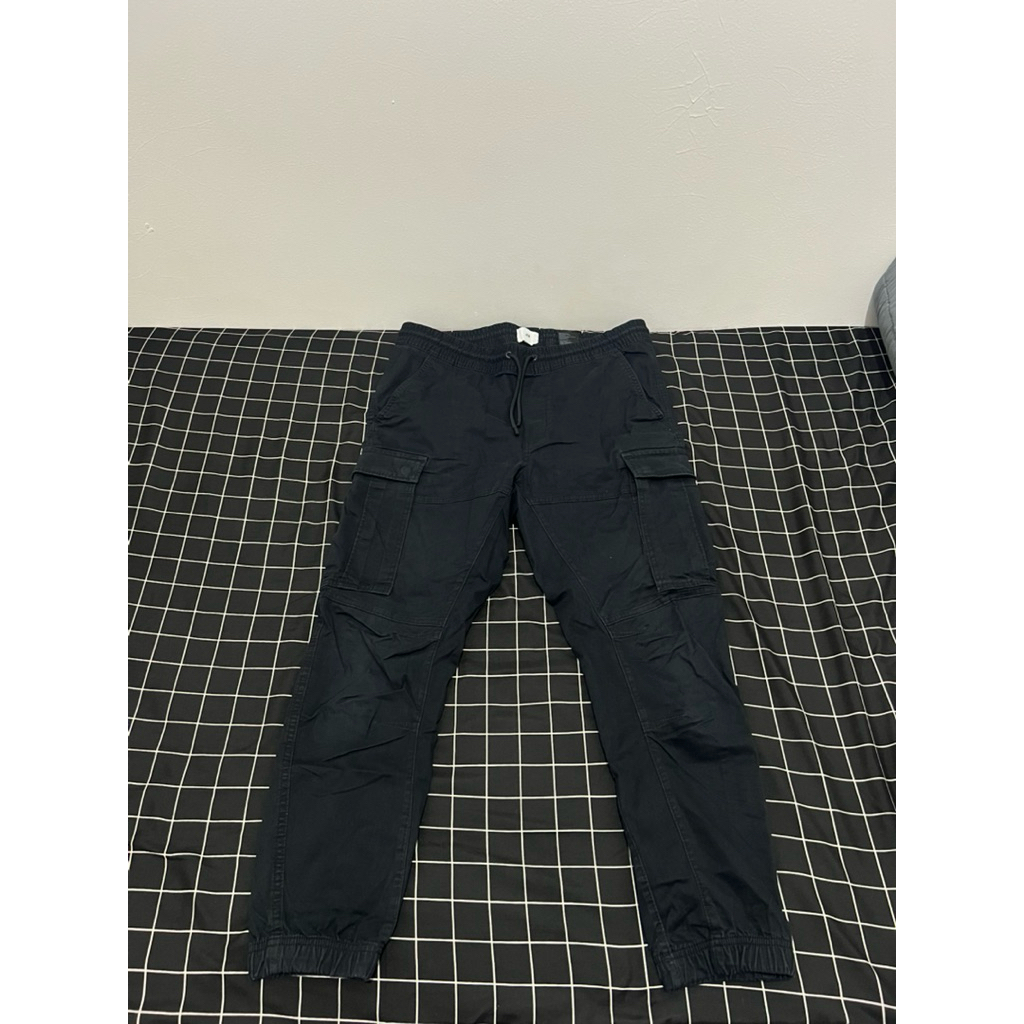 H&M Black Jogger Cargo Pants
