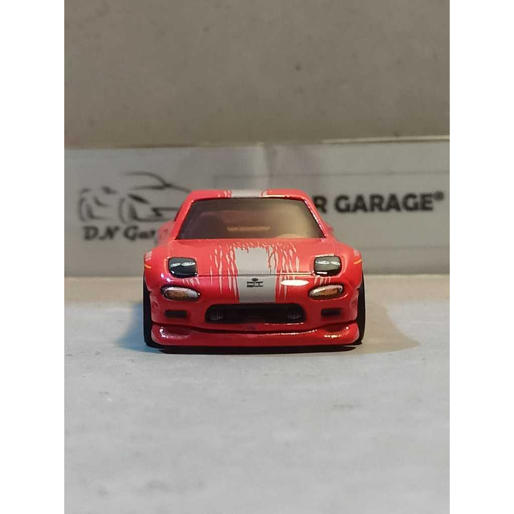 Hotwheels Premium Fast & Furious Full Force (Loose) – ’95 Mazda RX-7