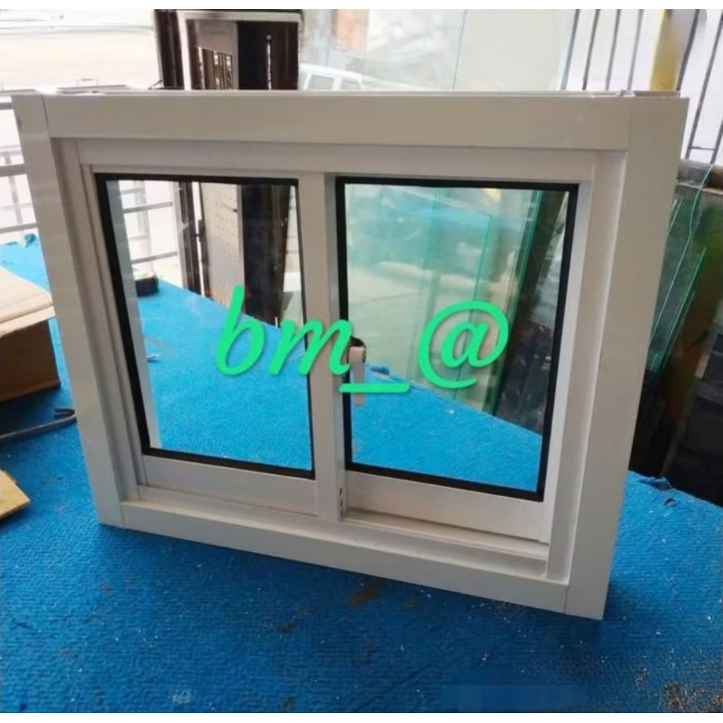 jendela sliding 50x60 aluminium