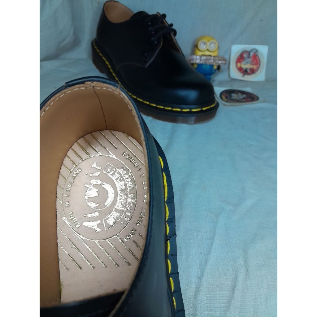 sepatu boots dr martens 1461 vintage black docmart hitam original england marten