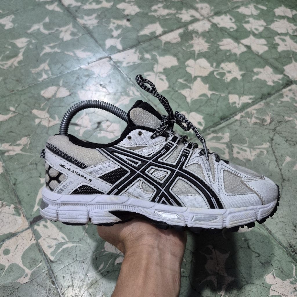 Sepatu Asics Gel-kahana 8(37)