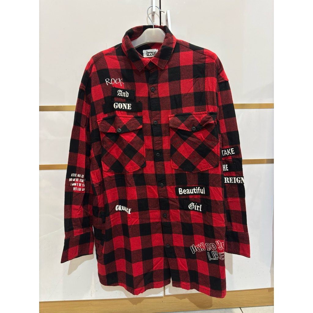 Kemeja lengan panjang izzue