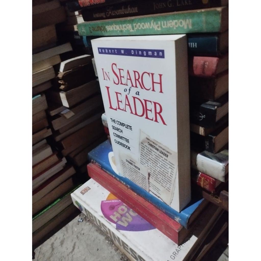 in search of a leader the complete search committee search committee guidebook  robert dingman