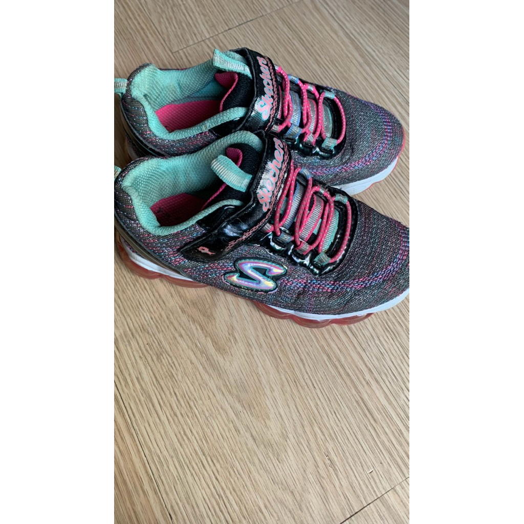 Skechers kids size 28 insole 18