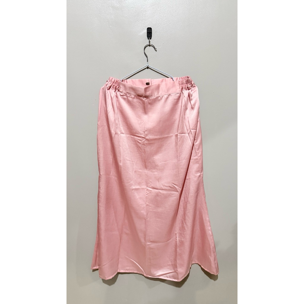 rok satin pink
