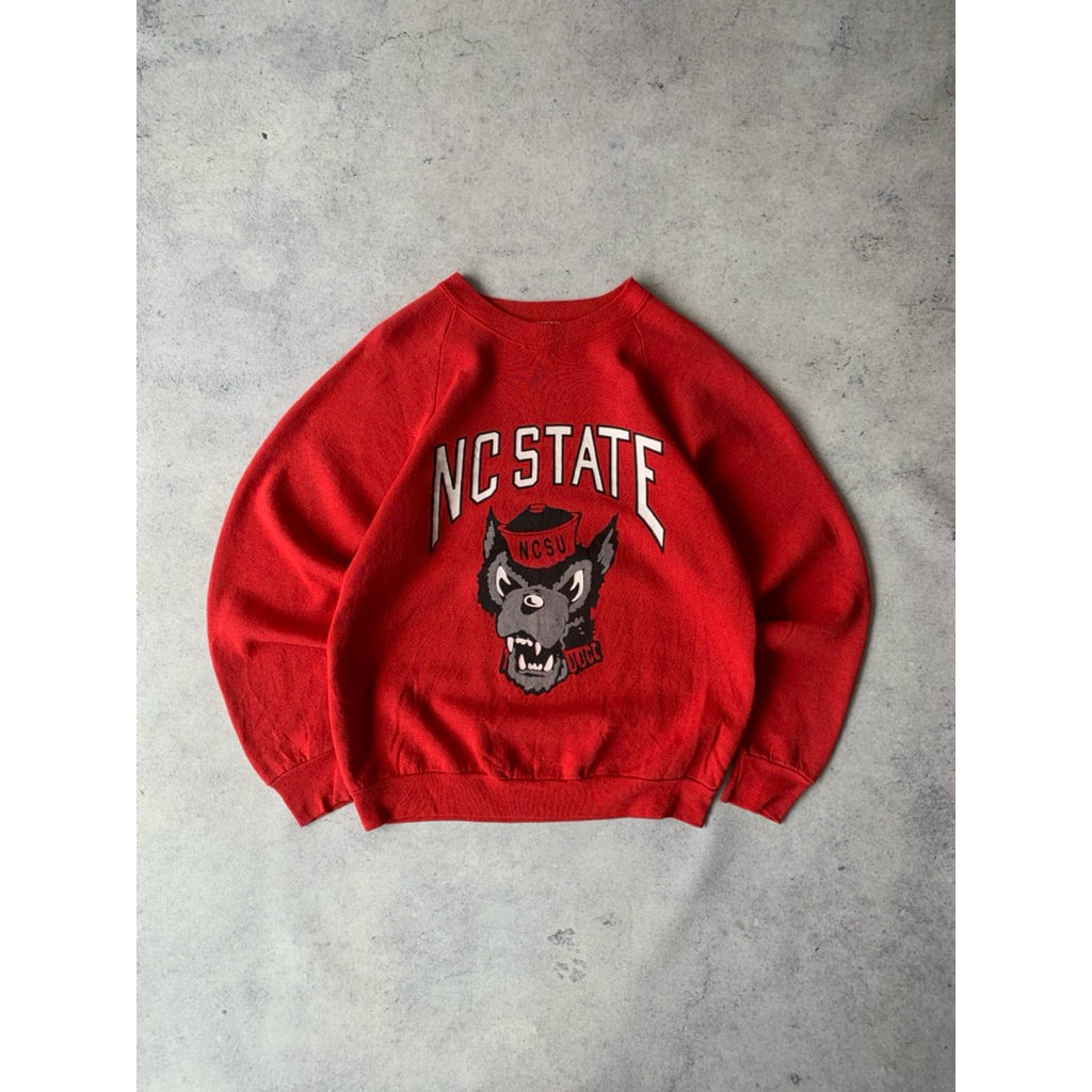 NC STATE FRUIT OF THE LOOM VINTAGE SWEATSHIRT