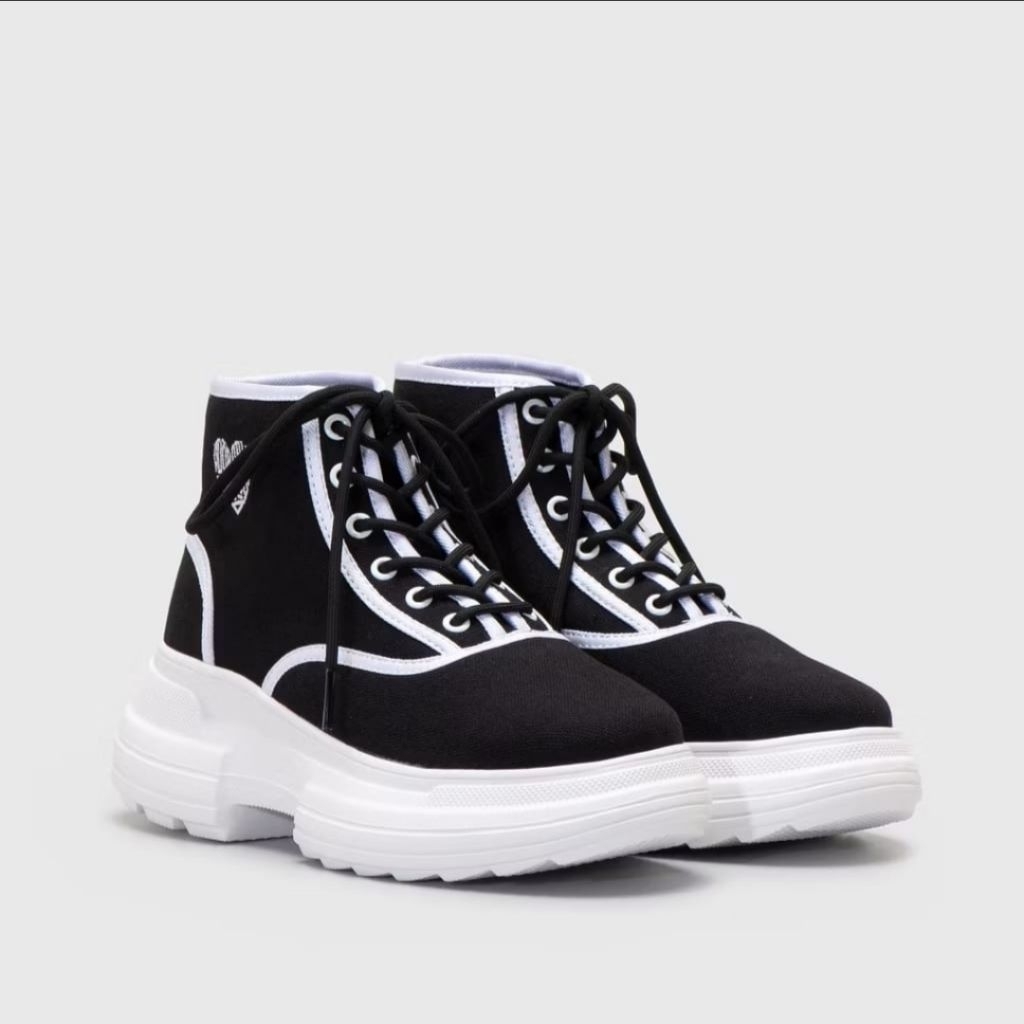 adorable project - leonora boots size 39 (preloved)