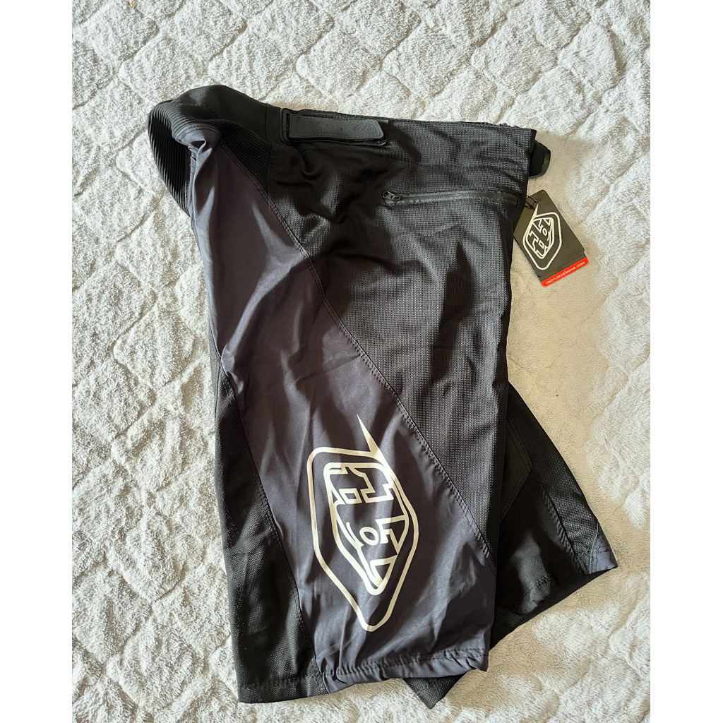 CELANA PENDEK SEPEDA MTB DOWNHILL TLD ORIGINAL