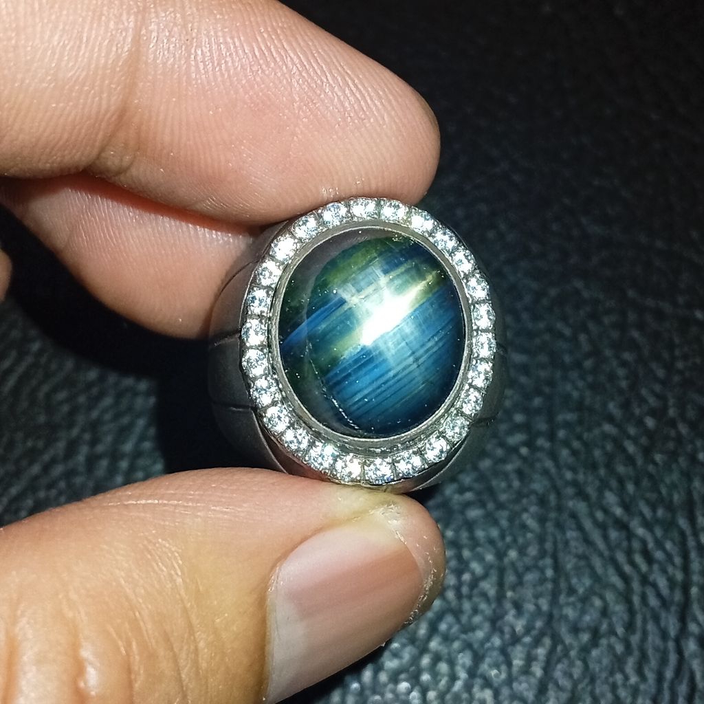 Blue Sapphire 12 Ray Star Thailand 21 ct No Heat