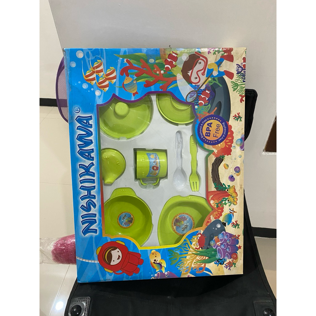 NISHIKAWA PERALATAN MAKAN BAYI