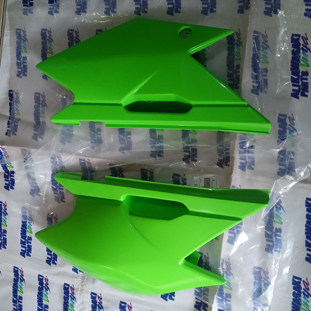 BODY BELAKANG KLX 140 KLX140 HIJAU ORIGINAL
