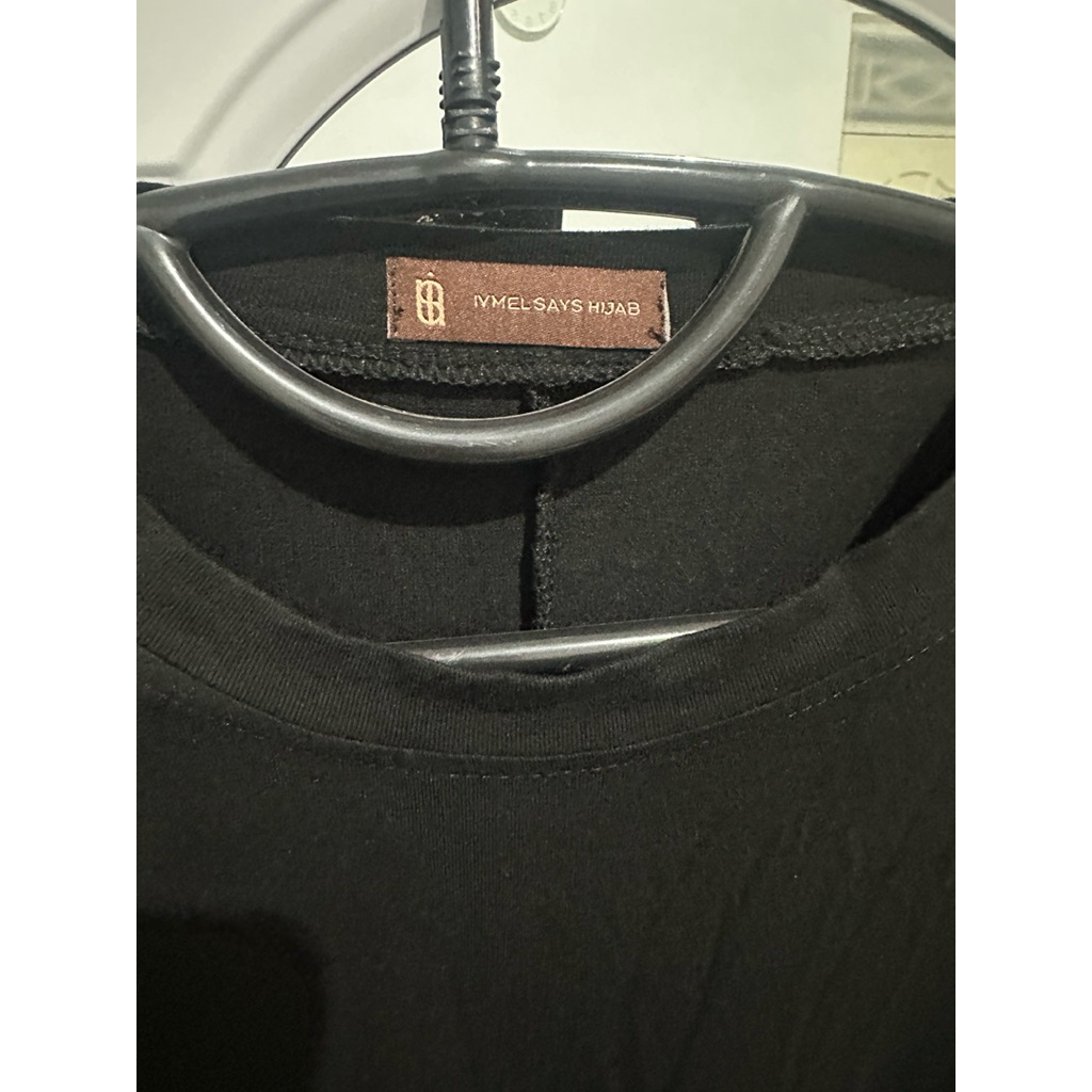 Preloved iymelsayshijab ish oversize