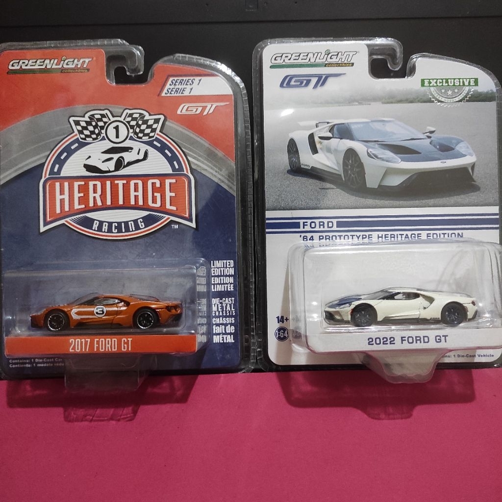 Greenlight FORD GT 2pcs. 2022 FORD GT & 2017 FORD GT, 1/64 scale.