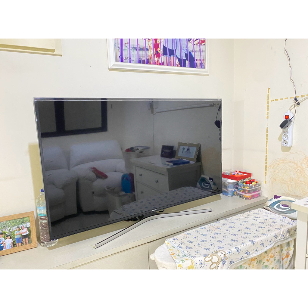 PL Samsung TV 55 inch