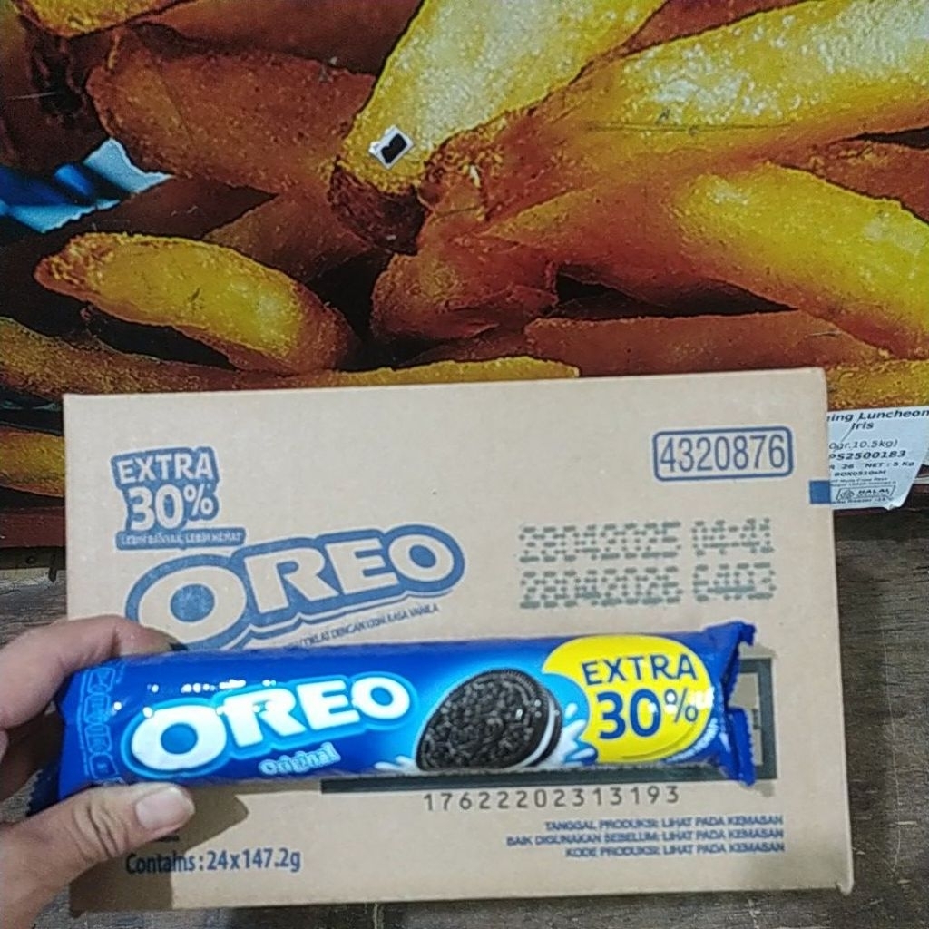 Oreo Vanilla Roll 1dus Biskuit Oreo sandwich vanilla - Harga kartonan