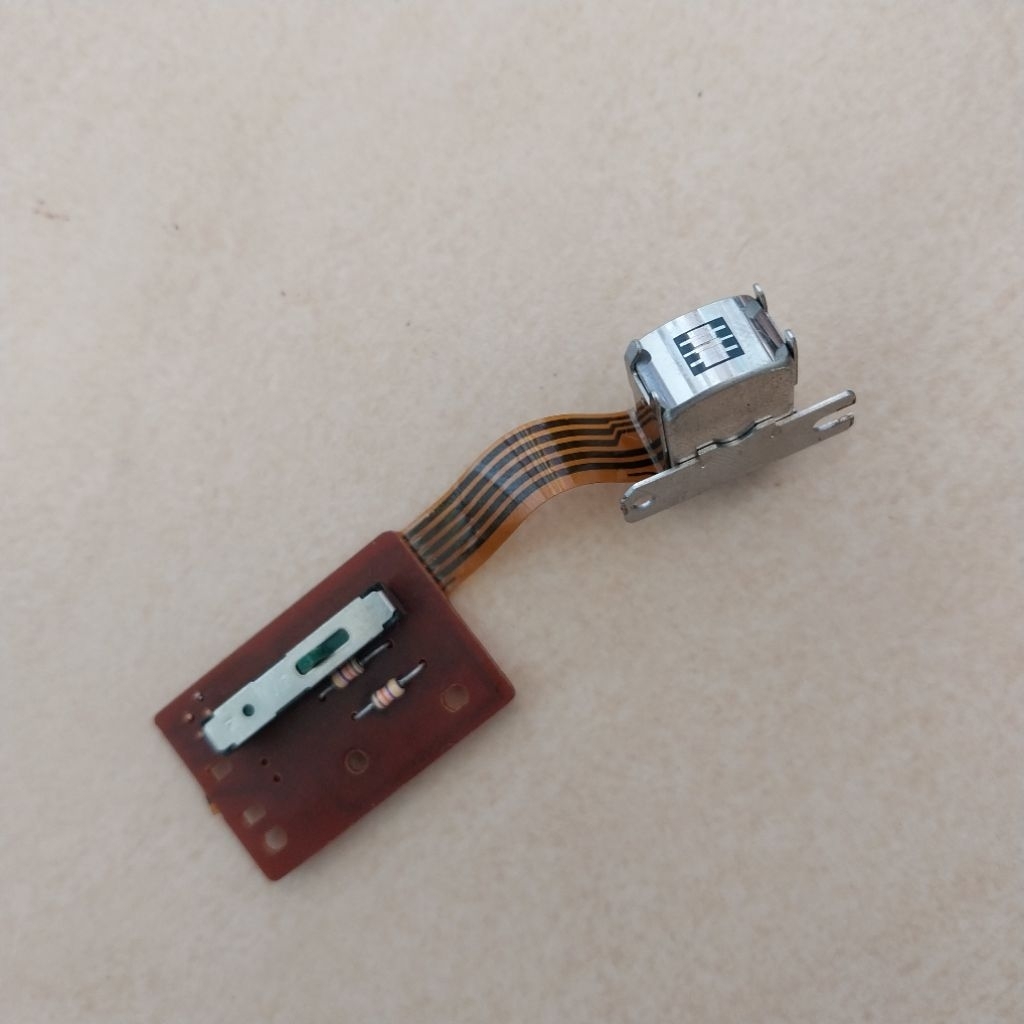 HEAD AUTO REVERSE TAPE DECK