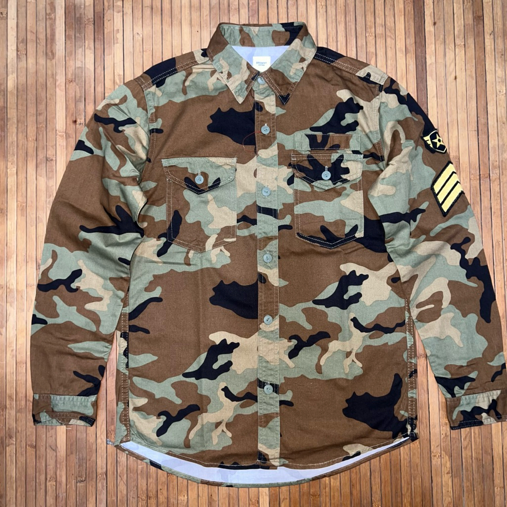 BROWNY VINTAGE ARMY CAMOUFLAGE WITH PATCHES LONG SLEEVE SHIRT OG 107 M65 AVIREX