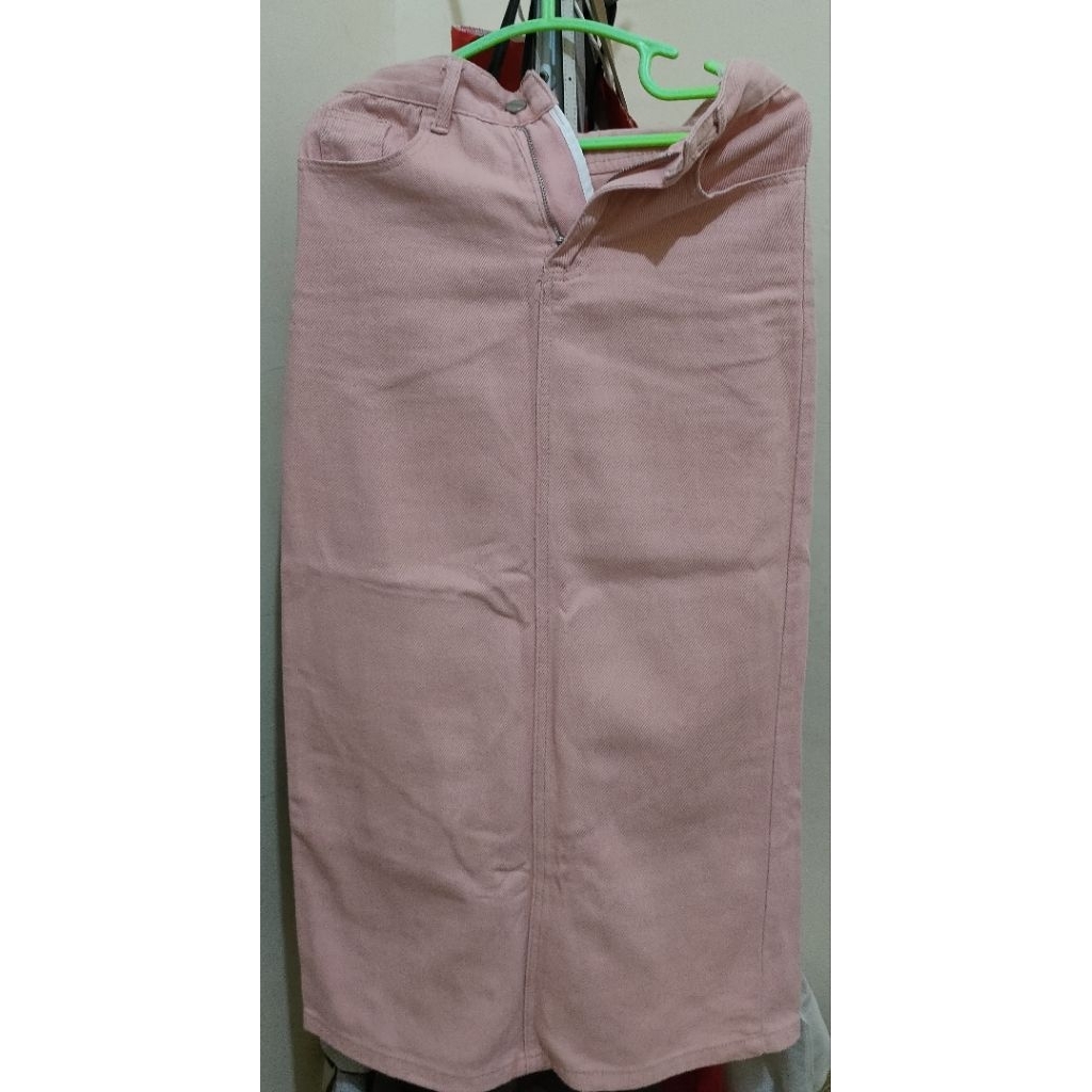 ROK SPAN JEANS PINK size S LULU JEANS (preloved)