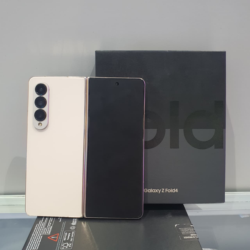 SAMSUNG GALAXY Z FOLD 4 SECOND