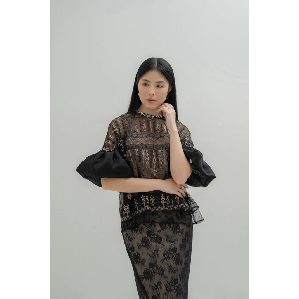 [RENT/SEWA] Dewi Roam - Maudy Ethnic