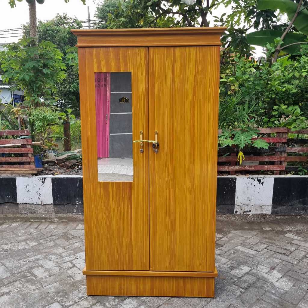 Lemari Pakaian / Lemari Baju / Lemari Kos Kayu 2 Pintu Polos Minimalis