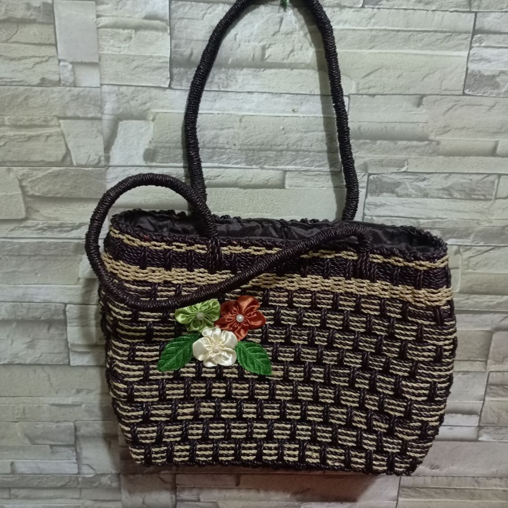 Tas Anyaman [PRELOVED]