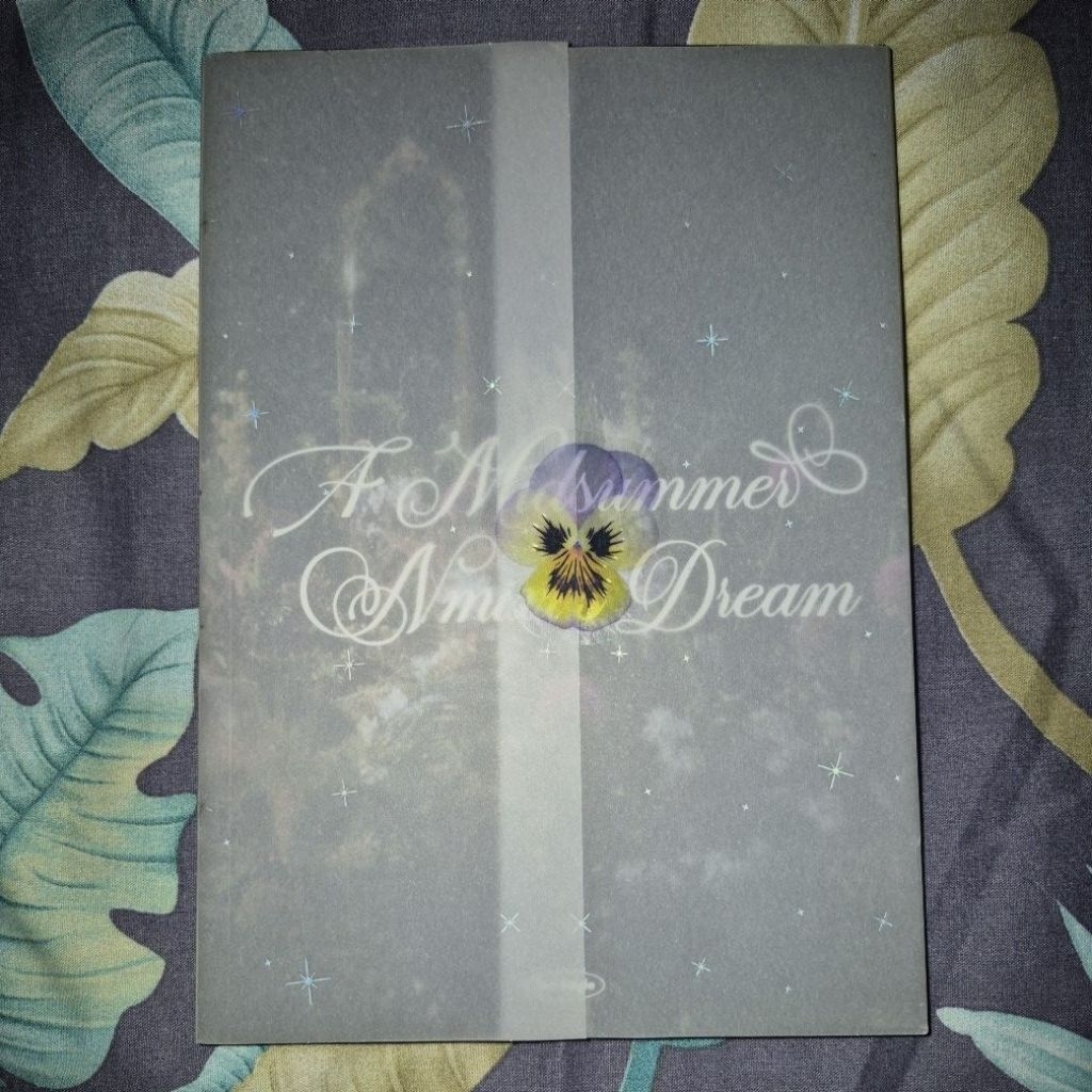 Preloved Album NMIXX A Midsummer Nmixx Dream (night)