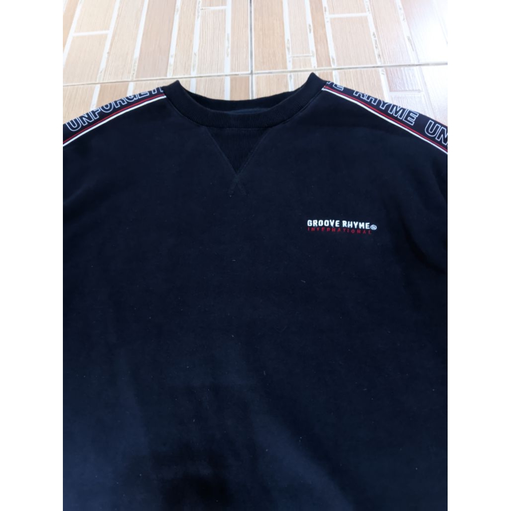 Crewneck GROOVE RHYME