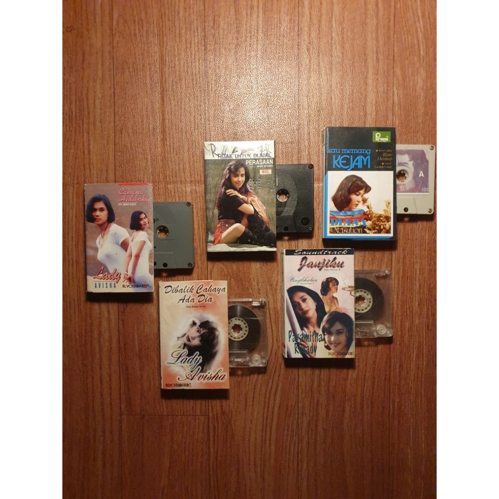 Kaset Pita Diskon Akhir Tahun ( Lady Avisha Paramitha Rusadi Diana Nasutio ) Original
