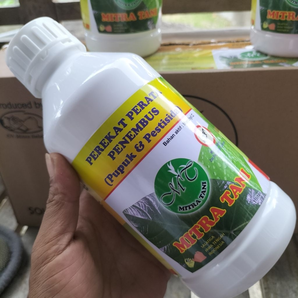 Perekat Pestisida Mitra Tani  1 Liter Plus Zpt Penembus, Perata dengan