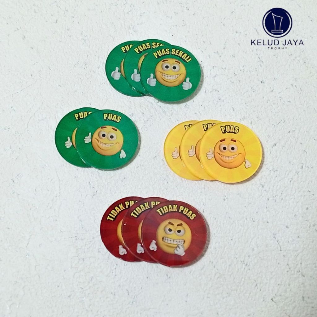 Koin Akrilik kotak saran