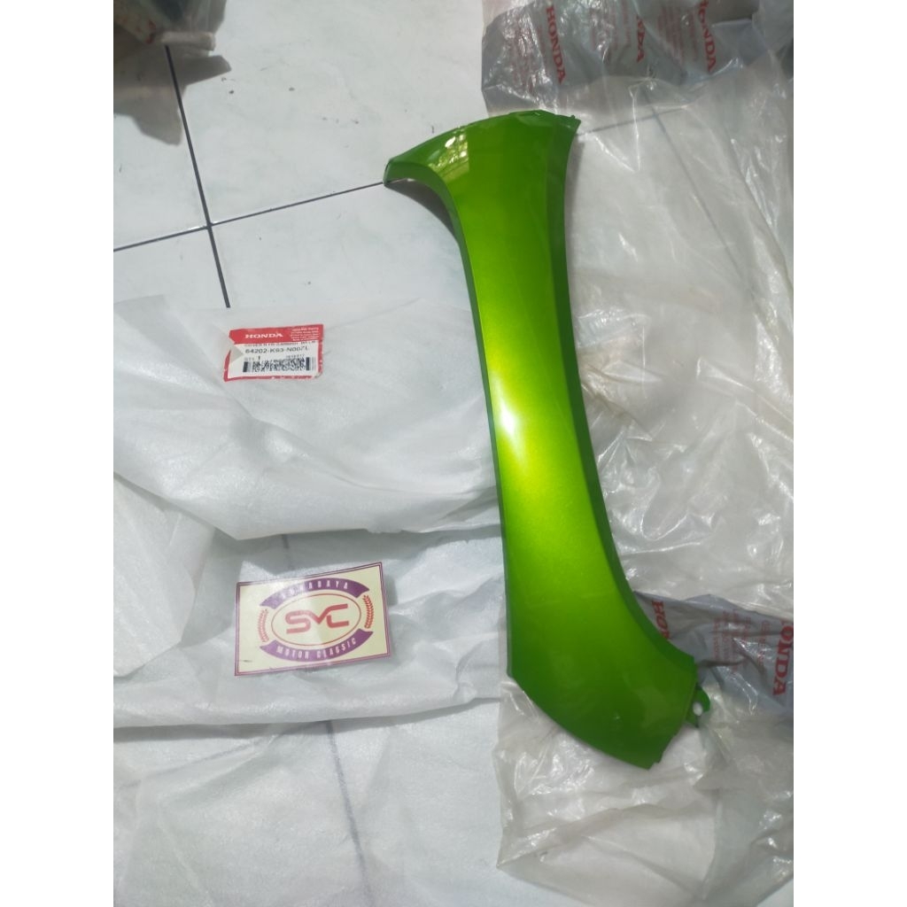 64202-K93-N00ZL cover body kiri depan hijau Scoopy k93 2017-2020 ORI AHM