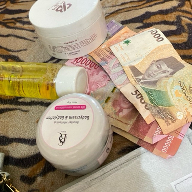 PAKET SIMPLE bodycream toner whitening