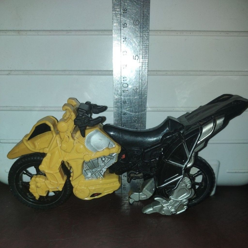 Dino Charge Stunt Bike Power Ranger