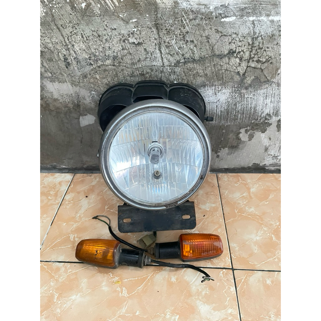 lampu depan megapro primus set tinggal pasang original copotan